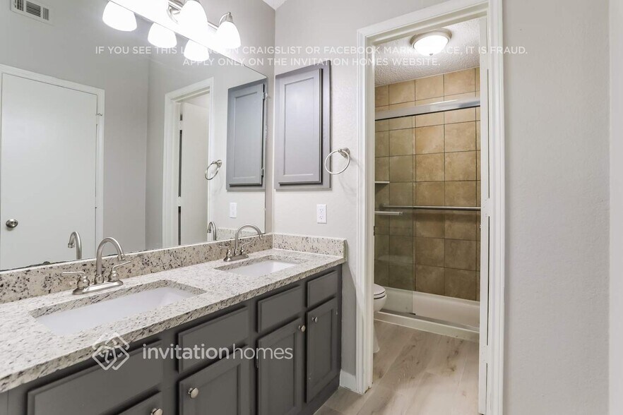 Building Photo - 603 Valley Spring Dr