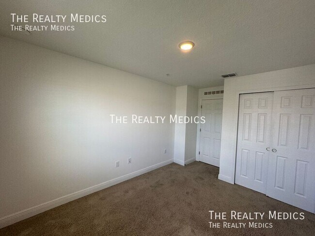 Building Photo - 11818 Dune Aly