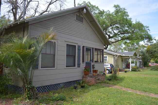 Building Photo - 3680 Rosemary St