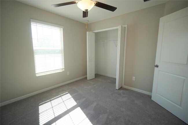 Building Photo - 7212 Spring Snowflake Ave