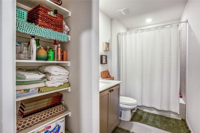 Building Photo - 9716 Gooseneck Dr