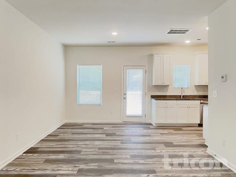 Building Photo - 109 Sunwood Ct