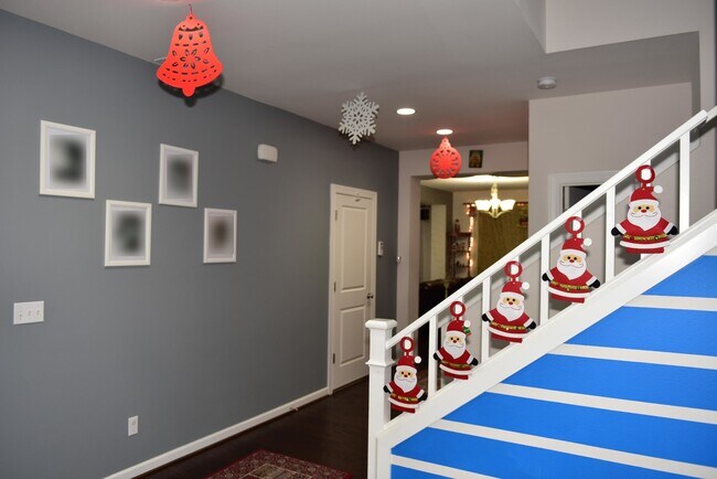 Building Photo - 19812 37th Dr SE