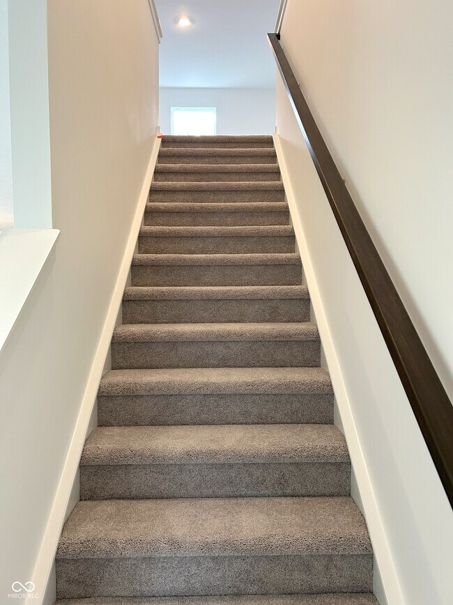 Building Photo - 16941 Sandhurst Pl
