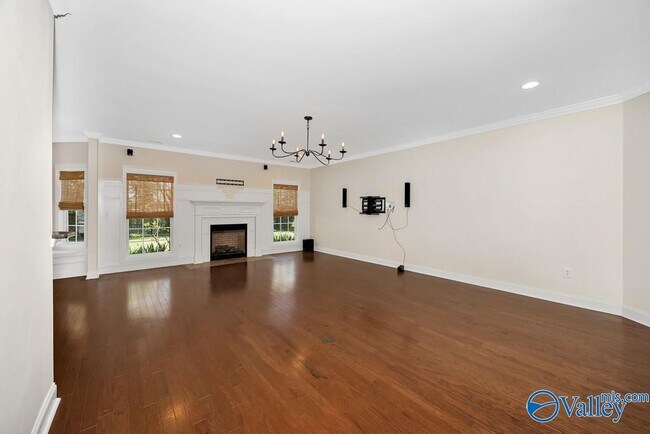 Building Photo - 4706 Old Maple Ct