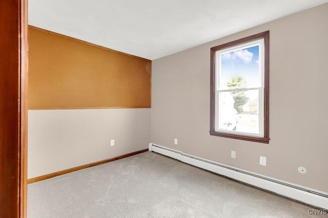 Building Photo - 17 Walcott St