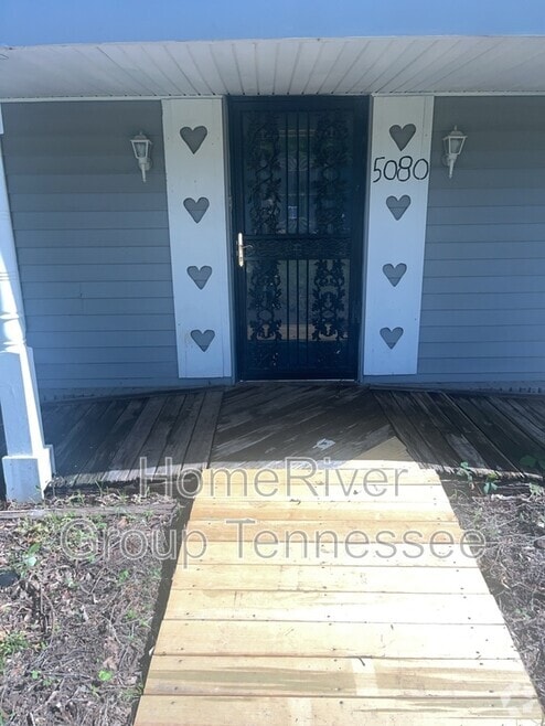 Building Photo - 5080 Fernleaf Ave