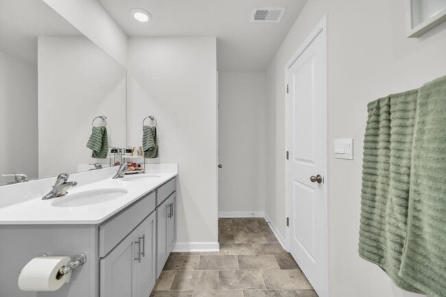 Building Photo - 116 Antler Crk Ln