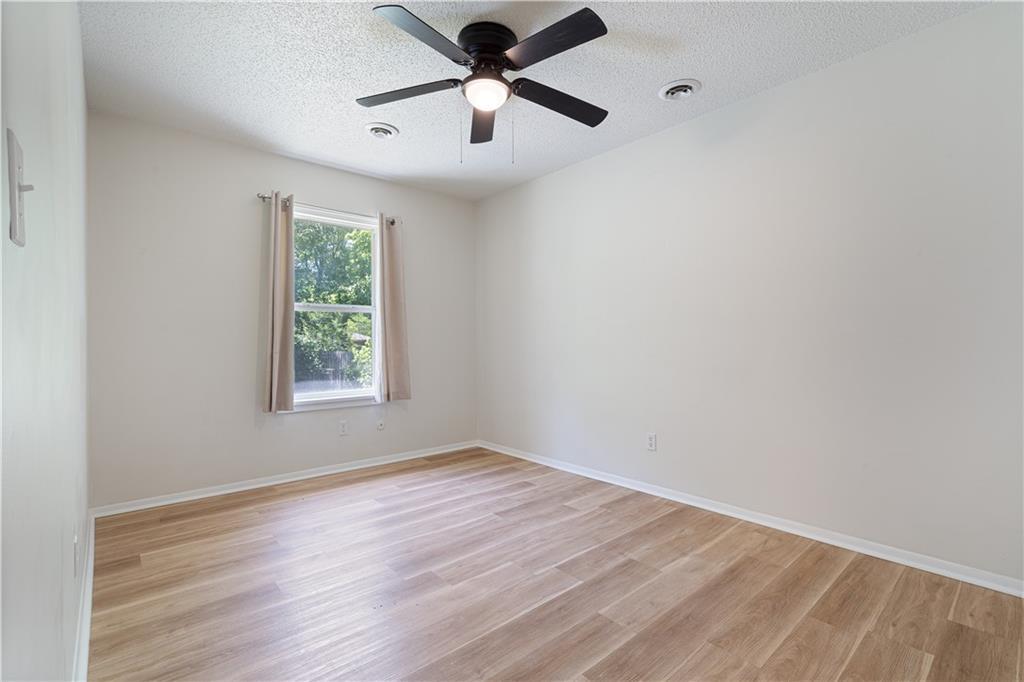 Building Photo - 3023 N Old Missouri Rd