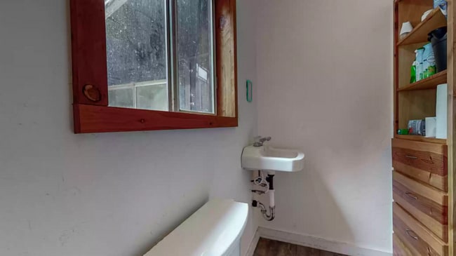 Building Photo - Gated, Pet-Friendly Cabin With 1.3 Acres Of Wooded Views