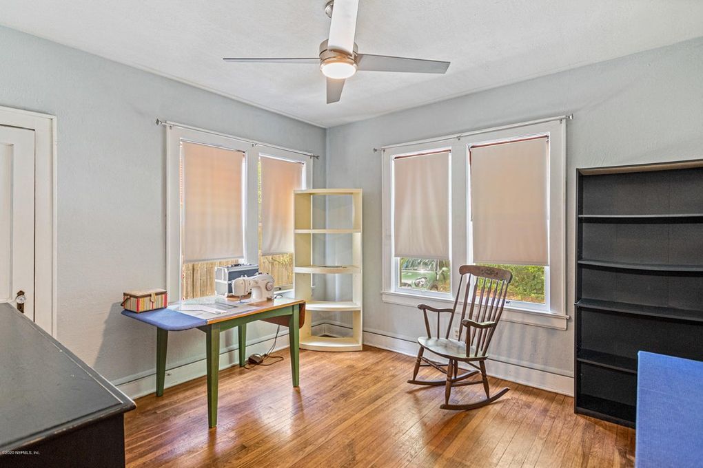 Second Bedroom - 809 Acosta Street