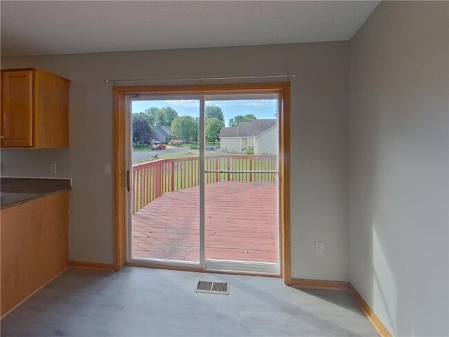 Building Photo - 2094 French Trace Ave
