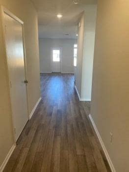 Building Photo - 129 Onna St