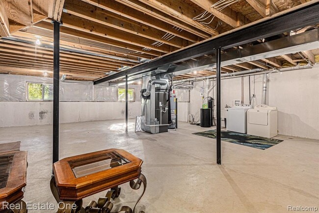 Building Photo - 2471 Woodcliff Trail