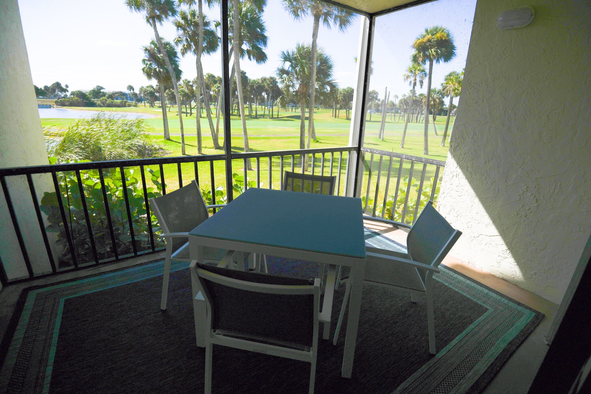 Building Photo - 5579 NE Gulfstream Way