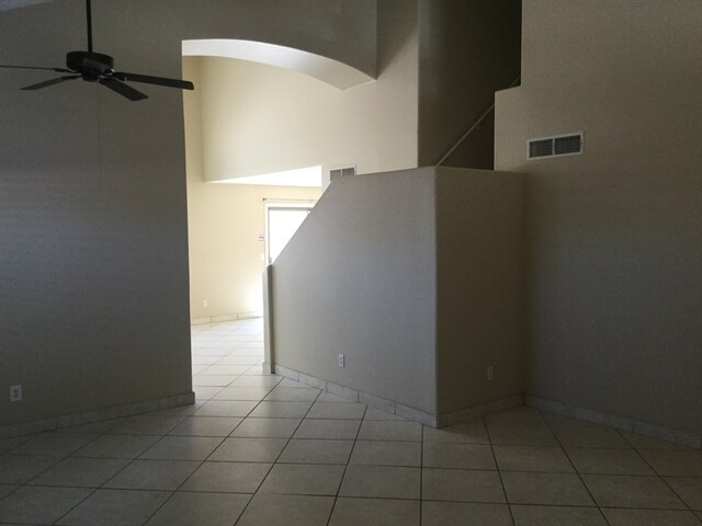 Building Photo - 3531 N 105th Ln