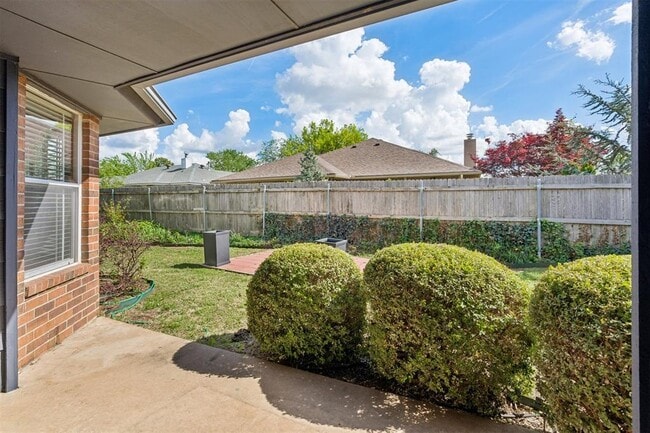 Building Photo - 1708 Creekside Ct