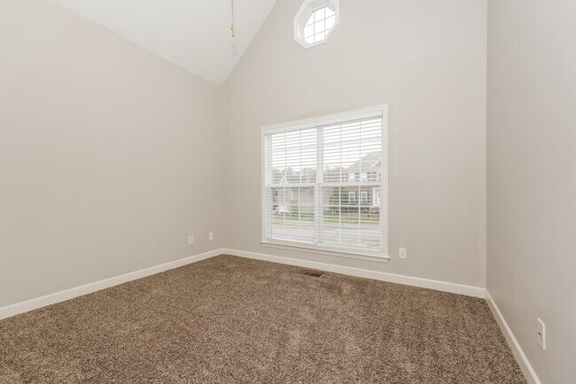 Building Photo - 6033 Lori Anne Dr