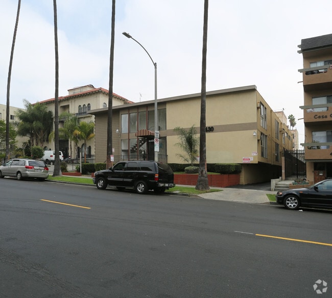 Building Photo - 430 S Mariposa Ave