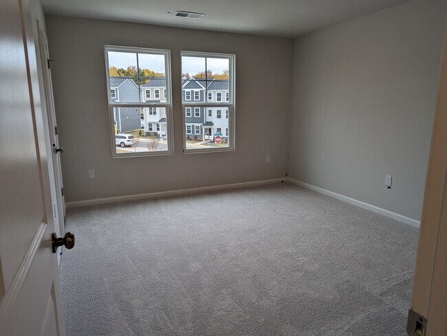 Building Photo - 1838 Porch Swing Way