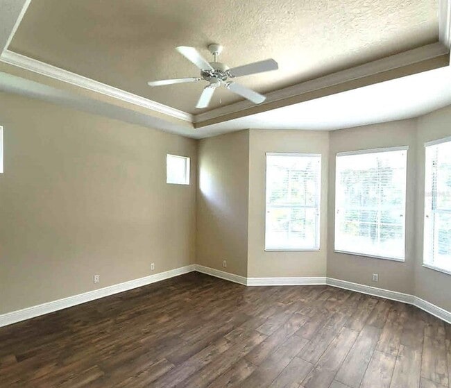 Building Photo - 7486 Edenmore St