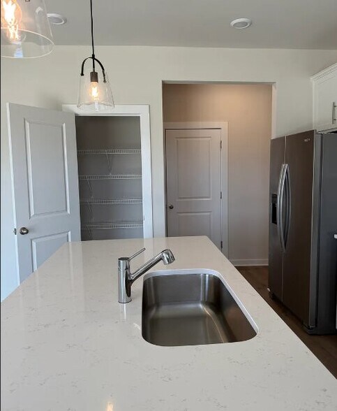 Building Photo - 1314 Bluffton Cir