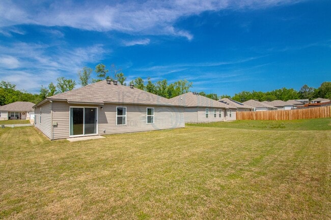 Building Photo - Modern Living in Wisteria: Contemporary 3-Bed 2-Bath Oasis Near I-430