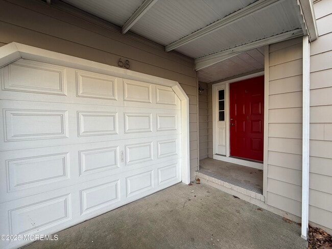 Building Photo - 68 Virgin Islands Dr