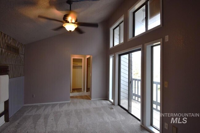 Building Photo - 7344 Modoc St