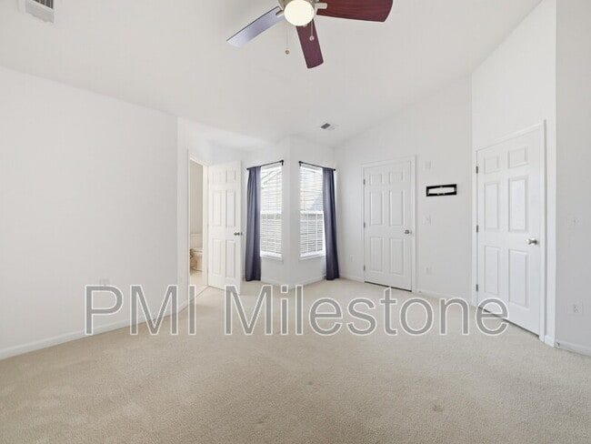 Building Photo - 1247 Mare St