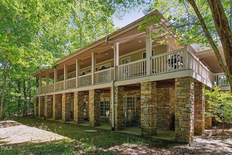 Building Photo - 11470 Club Dr