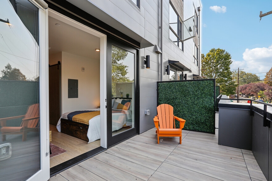 Building Photo - The Rocket