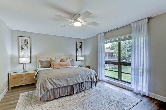 Building Photo - 206 Brackenwood Terrace