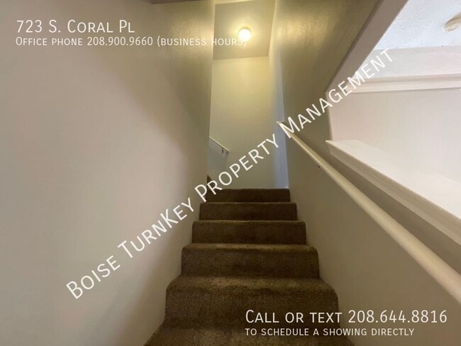 Building Photo - 723 S Coral Pl