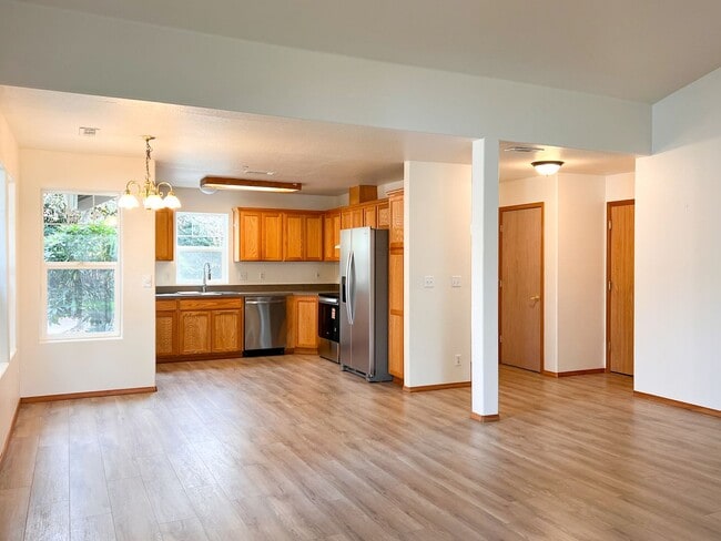 Building Photo - 622 E GRANT St