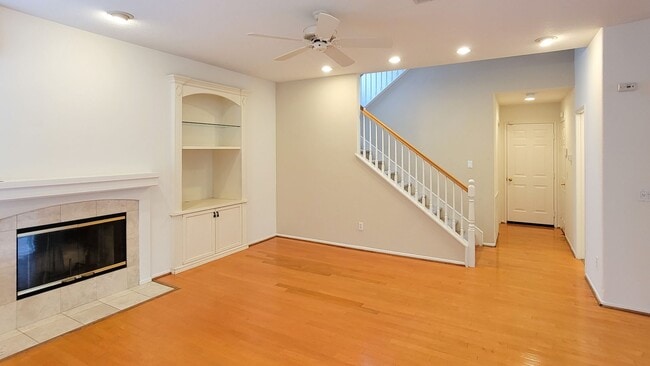 Building Photo - 12138 Wooded Vista Ln