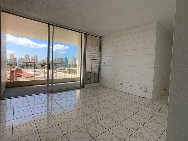 Building Photo - DIAMOND HEAD VIEWS| HONOLULU | Kaimuki | K...