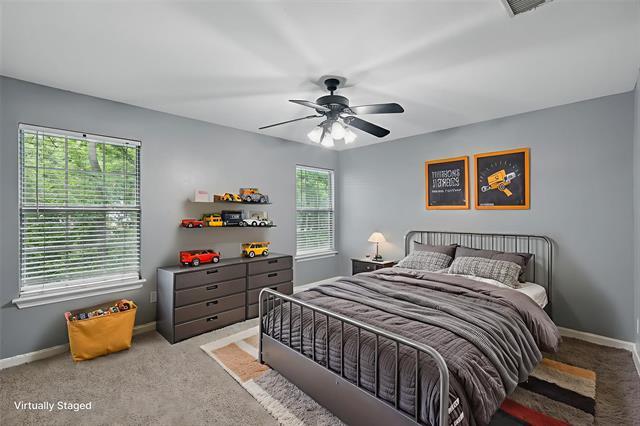 Building Photo - 4204 Crescent Dr