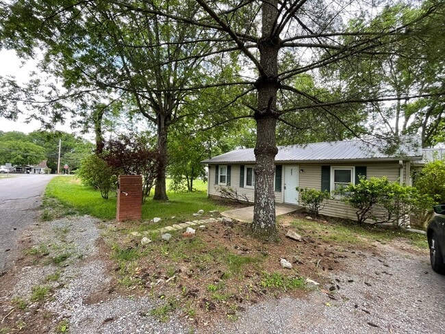 Primary Photo - 3-Bedroom Home for Rent – Big Yard & Moder...