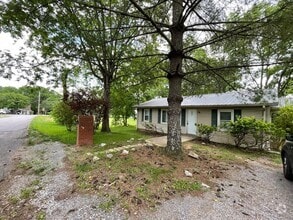 Building Photo - 3-Bedroom Home for Rent – Big Yard & Moder...