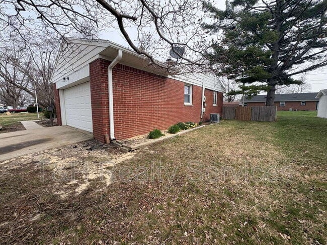 Building Photo - 509 Glendale Dr