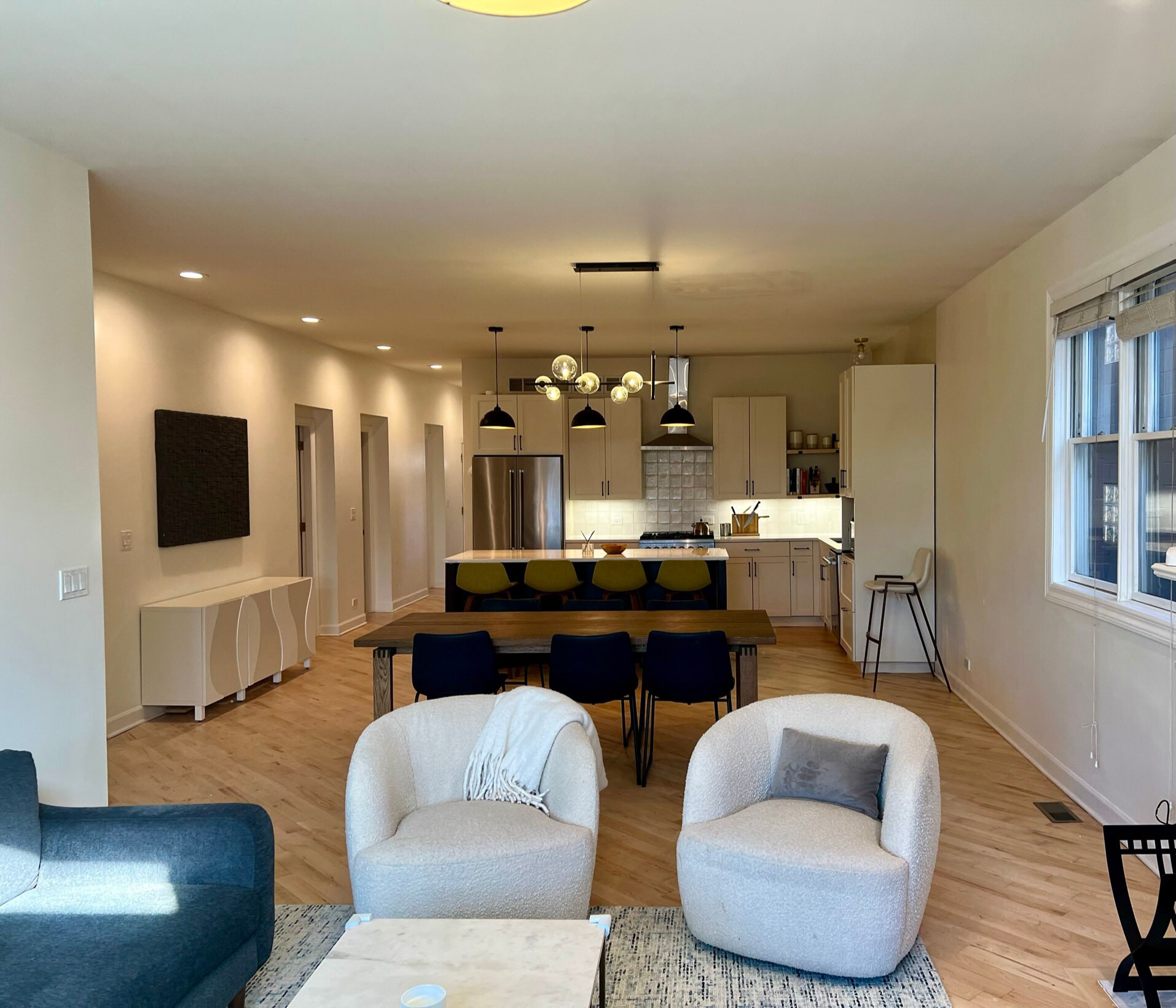 Building Photo - 2212 W Huron St