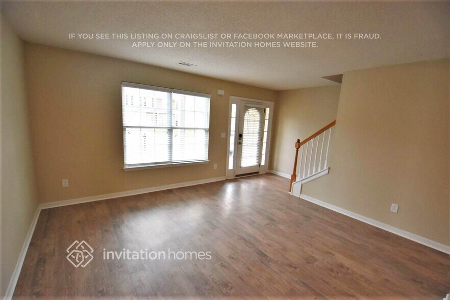 Building Photo - 3502 Rosebud Park Dr