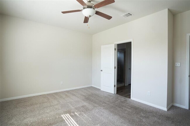 Building Photo - 3034 Mill Run Bnd