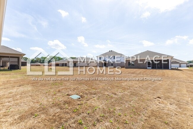 Building Photo - 206 Stockyard Cir
