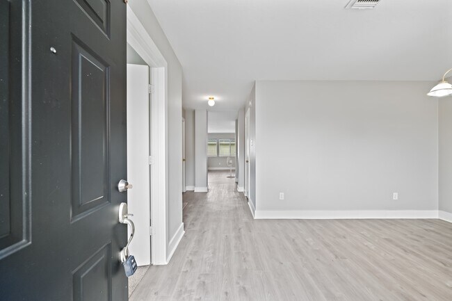 Building Photo - 20931 Walder Ct