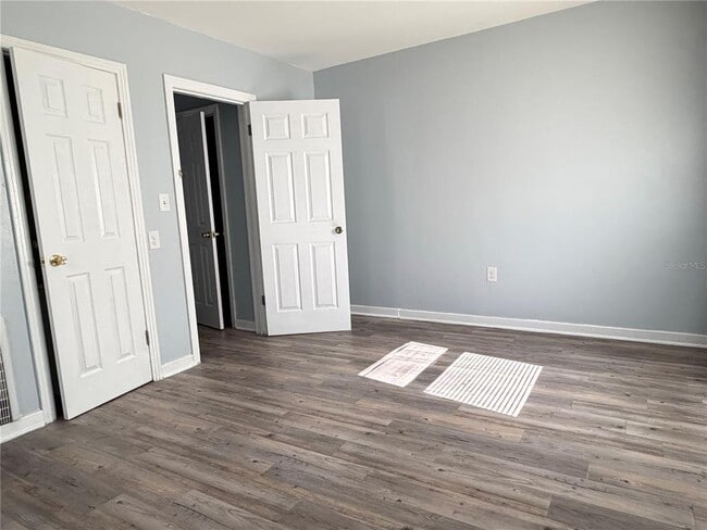 Building Photo - 1481 Drew St