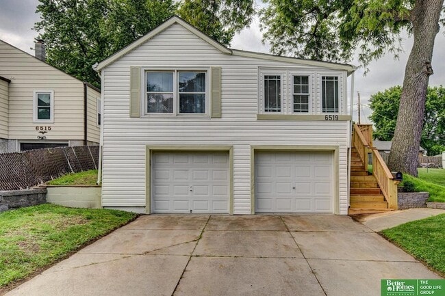 Building Photo - 6519 Parker St