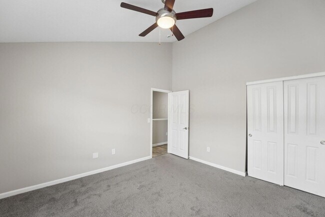 Building Photo - 7621 Lorimar Dr