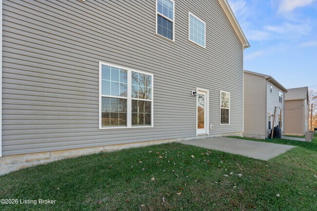 Building Photo - 7909 Cascade Falls Cove